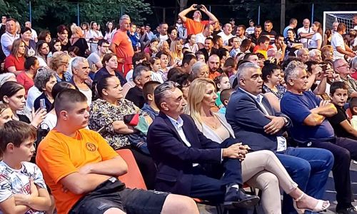 Igralesedelije4