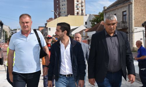 Momirovic4